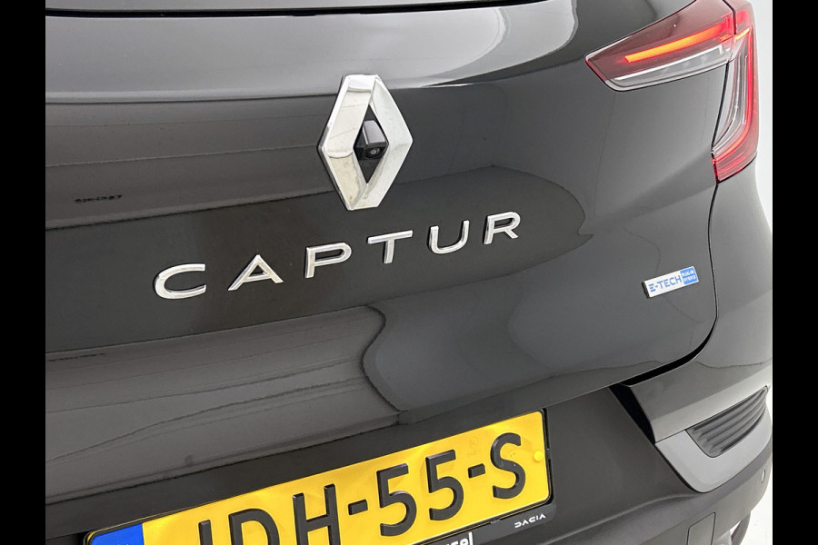 Renault Captur E-Tech Plug-in Hybrid 160PK R.S. Line RS | CAMERA | Navi Groot