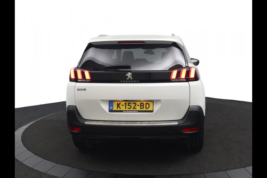Peugeot 5008 1.2*130PK*NAVI*CAM*CRUISE*ECC*CARPLAY*7PERS
