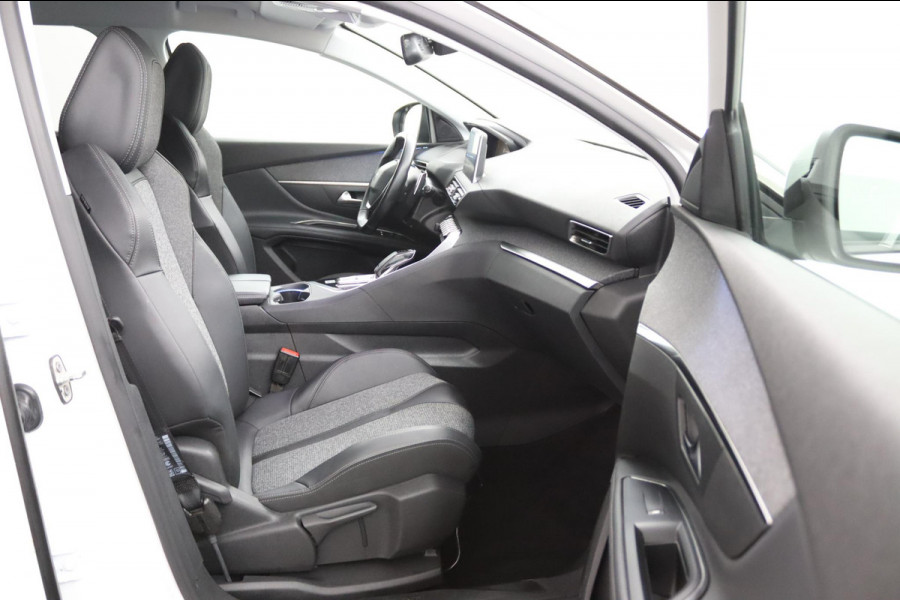 Peugeot 5008 1.2*130PK*NAVI*CAM*CRUISE*ECC*CARPLAY*7PERS