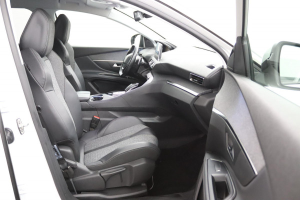 Peugeot 5008 1.2*130PK*NAVI*CAM*CRUISE*ECC*CARPLAY*7PERS