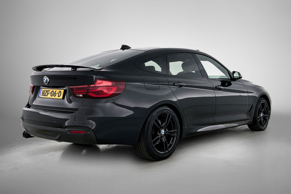 BMW 3-serie 320i xDrive High Executive M-pakket (Goed OndH, Panorama, Camera, StoelV, Lane Assist, Addapt Cruise, Navi Prof, Etc)