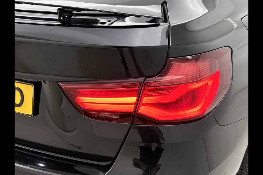 BMW 3-serie 320i xDrive High Executive M-pakket (Goed OndH, Panorama, Camera, StoelV, Lane Assist, Addapt Cruise, Navi Prof, Etc)