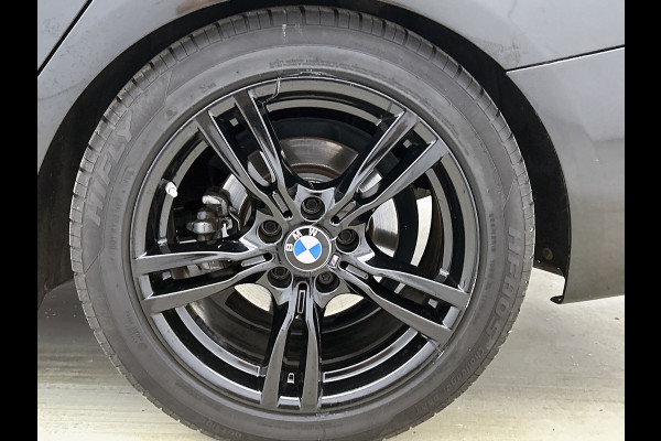 BMW 3-serie 320i xDrive High Executive M-pakket (Goed OndH, Panorama, Camera, StoelV, Lane Assist, Addapt Cruise, Navi Prof, Etc)