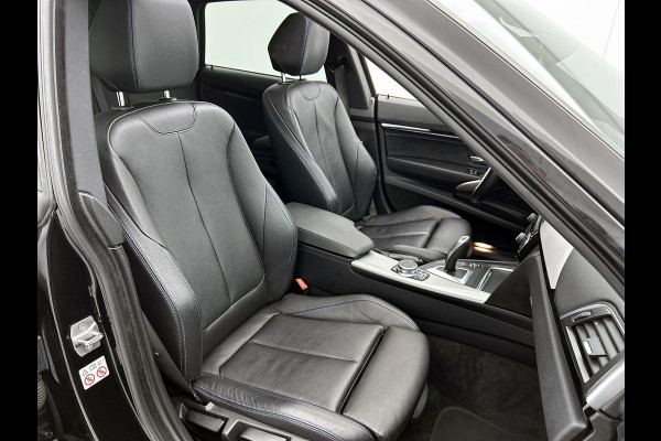 BMW 3-serie 320i xDrive High Executive M-pakket (Goed OndH, Panorama, Camera, StoelV, Lane Assist, Addapt Cruise, Navi Prof, Etc)
