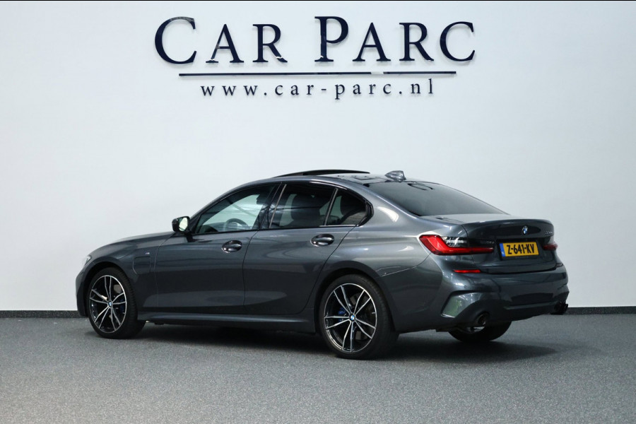 BMW 3-serie 330e M Sport LED/VIRTUAL/SFEER/SCHUIFDAK/LEER+S.VERWARMING/18" LMV/CAM/ACC/ECC/12 MND GARANTIE!