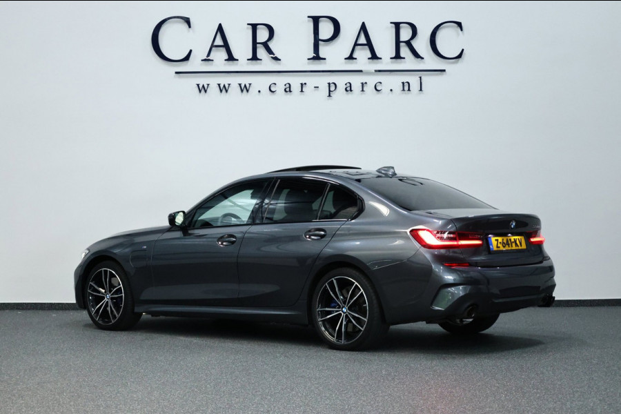 BMW 3-serie 330e M Sport LED/VIRTUAL/SFEER/SCHUIFDAK/LEER+S.VERWARMING/18" LMV/CAM/ACC/ECC/12 MND GARANTIE!