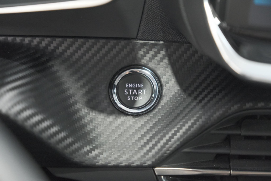 Peugeot 208 PureTech 100 Allure | Trekhaak | Camera | Apple Carplay | Navigatie | Parkeersensoren