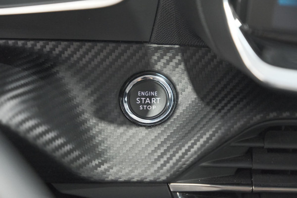 Peugeot 208 PureTech 100 Allure | Trekhaak | Camera | Apple Carplay | Navigatie | Parkeersensoren