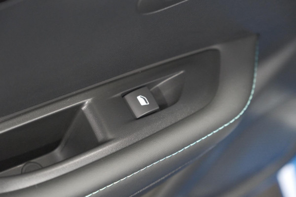 Peugeot 208 PureTech 100 Allure | Trekhaak | Camera | Apple Carplay | Navigatie | Parkeersensoren