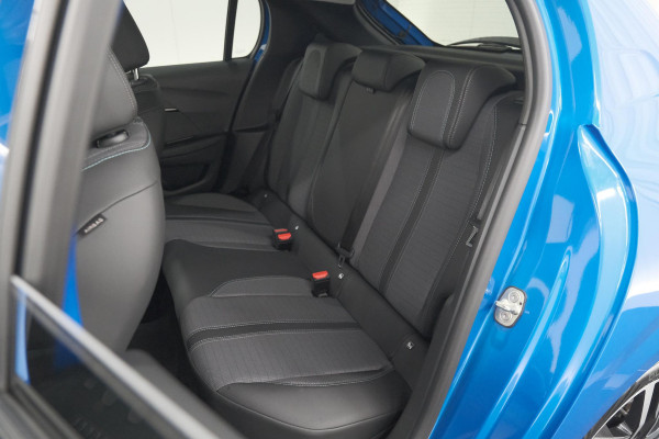 Peugeot 208 PureTech 100 Allure | Trekhaak | Camera | Apple Carplay | Navigatie | Parkeersensoren