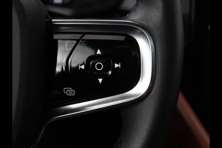 Polestar 2 Long Range Dual Motor Launch Edition 78kWh SOH 91,9% | Panoramadak | 360 Camera | Carplay | Navigatie | Adaptive Cruise | Harman Kardon | Stoel & Stuurwiel verwarming