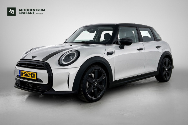 MINI 5-deurs 1.5 Cooper Classic (NL-auto, 1e Eig, Dealer OnderH, Navi Prof, Sportstoel, Parkeersensoren, Climate Con, Etc)