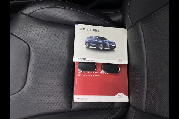 Kia Niro 1.6 GDi Hybrid ExecutiveLine (INCL-BTW) Aut. *PANO | LEATHER | FULL-LED | NAVI-FULLMAP | DIGI-COCKPIT | HEATED-COMFORTSEATS | CAMERA | DAB+ | KEYLESS | ECC | SHIFTPADDLES | ADAPTIVE-CRUISE | LANE-ASSIST | TOWBAR | 18"ALU