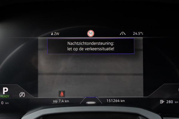 Volkswagen Touareg 3.0 TSi 4MOTION R Trekhaak Luchtvering Camera Nightvision