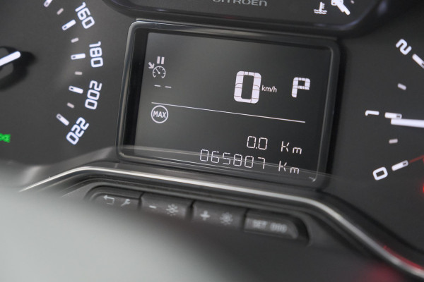 Citroën C3 Aircross PureTech 130 EAT6 Feel | Camera | Climate Control | Apple Carplay