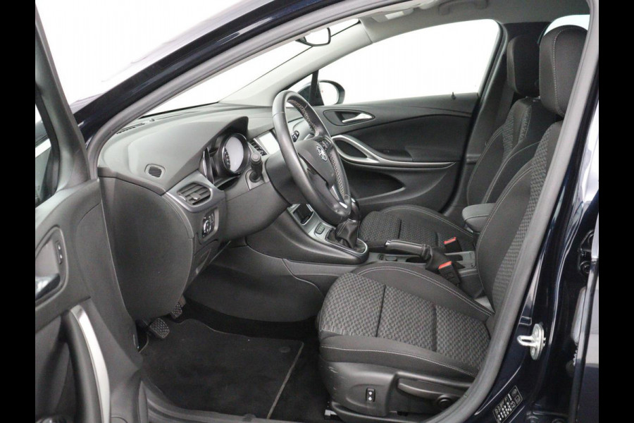 Opel Astra 1.0 Turbo 120 Jaar Edition Carplay | DAB radio | Bluetooth | Parkeerhulp | Navigatie | Cruise control | Climate control