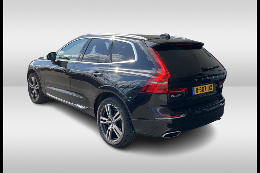 Volvo XC60 2.0 B5 AWD Inscription / Trekhaak / Panoramadak / 360Camera / Head-up / Luchtvering / Harman Kardon / 20'' / Sportstoelen / CarPlay / Stoelventilatie+Verwarming / Stuurverwarming / Dodehoek / DAB / ACC