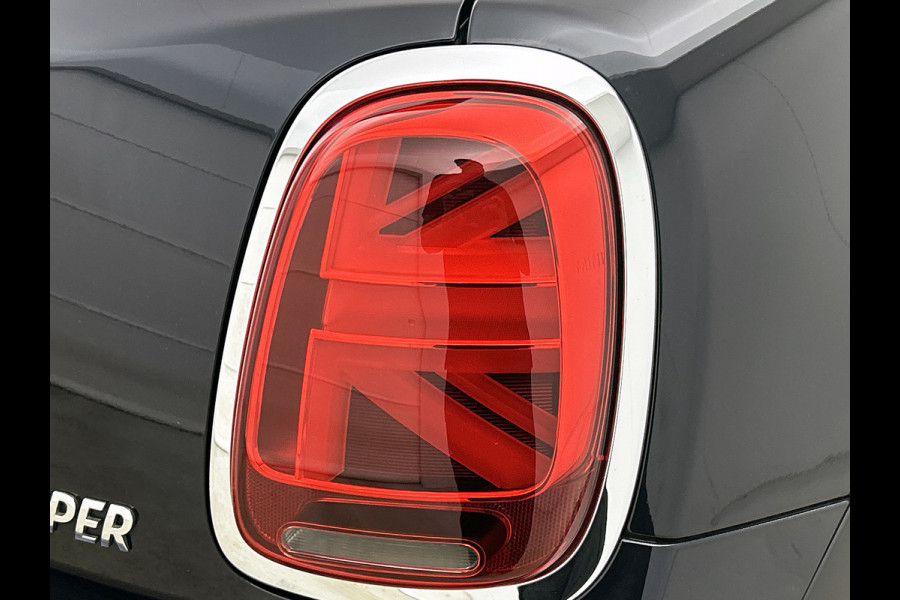 MINI 5-deurs 1.5 Cooper Classic (NL-auto, 1e Eig, Dealer OnderH, Panorama, Carplay, Navi Prof, Sportstoel, ParkeerS, Climate, Etc)