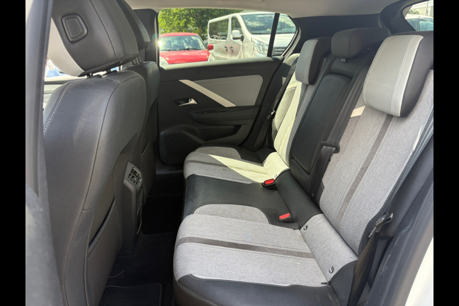 Opel Astra 1.2 Level 4 (BOVAG/RIJKLAARPRIJS)