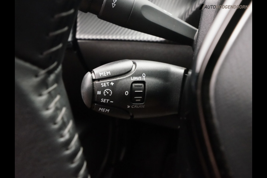 Peugeot 2008 1.2 PureTech Allure Luxe (KEYLESS,LED,3D-COCKPIT,COMFORT-STOELEN,APPLE CARPLAY,CAMERA,CLIMATE,CRUISE,LM-VELGEN)