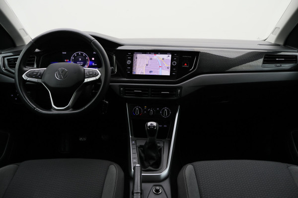 Volkswagen Polo 1.0 TSI Life Virtual Cockpit, ACC, Apple Carplay, Rijstrooksensor, LED, DAB, PDC, 15''