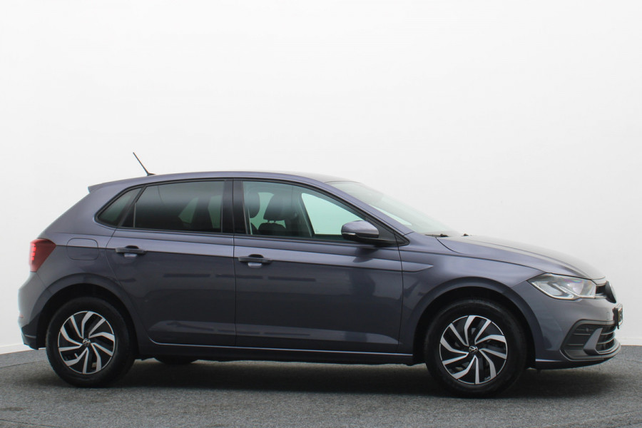 Volkswagen Polo 1.0 TSI Life Virtual Cockpit, ACC, Apple Carplay, Rijstrooksensor, LED, DAB, PDC, 15''