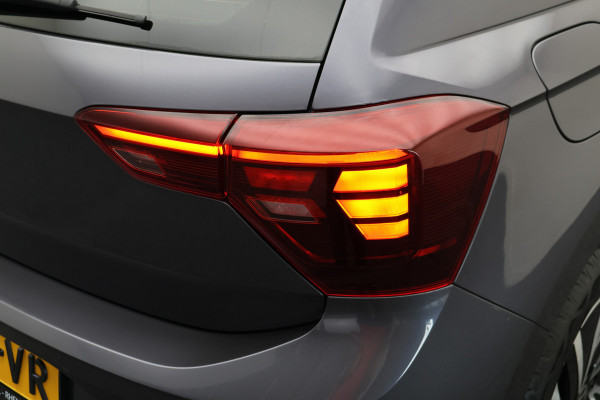 Volkswagen Polo 1.0 TSI Life Virtual Cockpit, ACC, Apple Carplay, Rijstrooksensor, LED, DAB, PDC, 15''