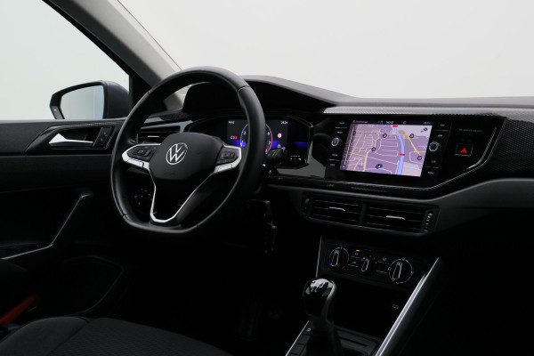 Volkswagen Polo 1.0 TSI Life Virtual Cockpit, ACC, Apple Carplay, Rijstrooksensor, LED, DAB, PDC, 15''