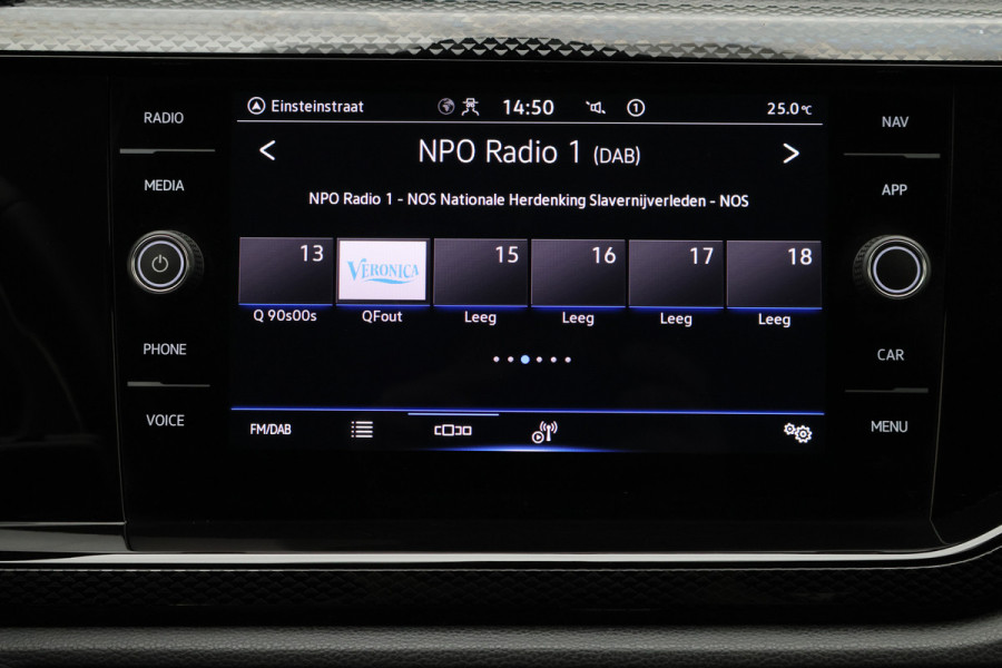 Volkswagen Polo 1.0 TSI Life Virtual Cockpit, ACC, Apple Carplay, Rijstrooksensor, LED, DAB, PDC, 15''