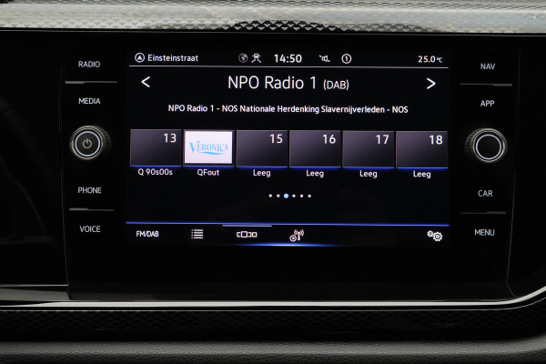 Volkswagen Polo 1.0 TSI Life Virtual Cockpit, ACC, Apple Carplay, Rijstrooksensor, LED, DAB, PDC, 15''