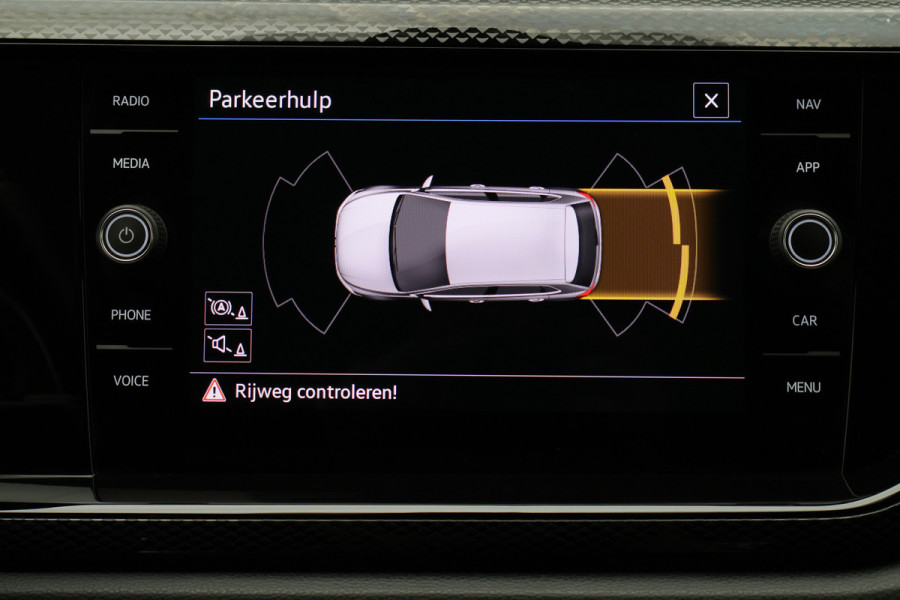 Volkswagen Polo 1.0 TSI Life Virtual Cockpit, ACC, Apple Carplay, Rijstrooksensor, LED, DAB, PDC, 15''