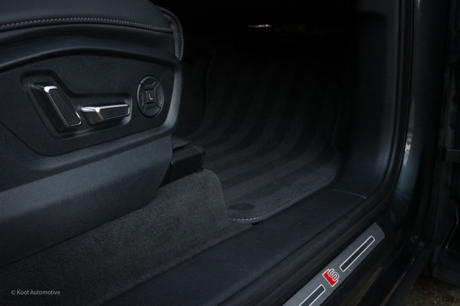 Audi Q7 60 TFSI e Quattro Competition | RS-Stoelen| B&O 3D | HUD | Matrix Laser | Massage | Trekhaak | Alcantara hemel | Softclose