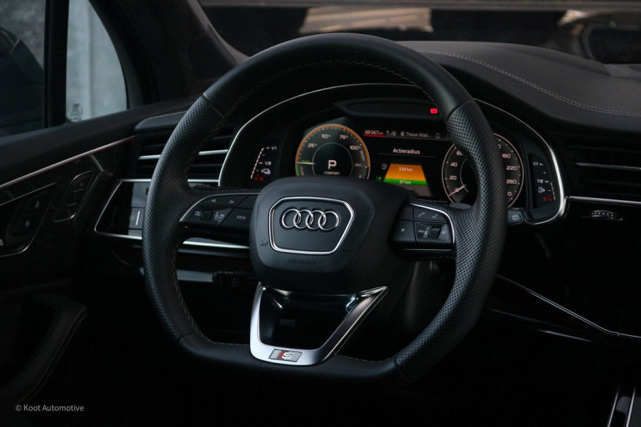 Audi Q7 60 TFSI e Quattro Competition | RS-Stoelen| B&O 3D | HUD | Matrix Laser | Massage | Trekhaak | Alcantara hemel | Softclose