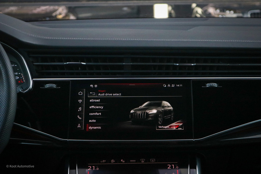 Audi Q7 60 TFSI e Quattro Competition | RS-Stoelen| B&O 3D | HUD | Matrix Laser | Massage | Trekhaak | Alcantara hemel | Softclose