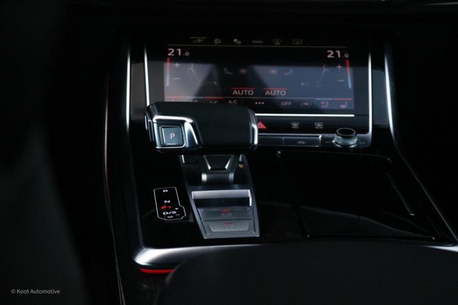 Audi Q7 60 TFSI e Quattro Competition | RS-Stoelen| B&O 3D | HUD | Matrix Laser | Massage | Trekhaak | Alcantara hemel | Softclose