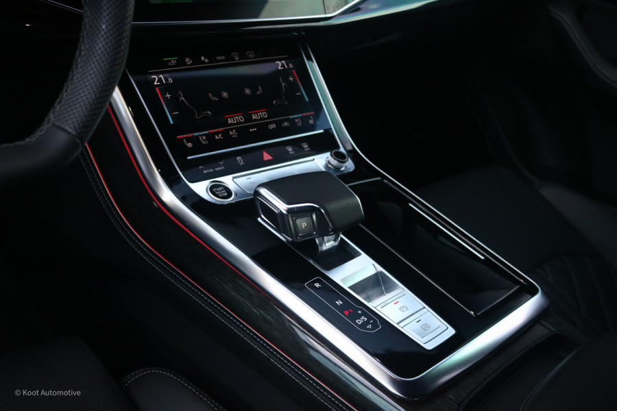 Audi Q7 60 TFSI e Quattro Competition | RS-Stoelen| B&O 3D | HUD | Matrix Laser | Massage | Trekhaak | Alcantara hemel | Softclose