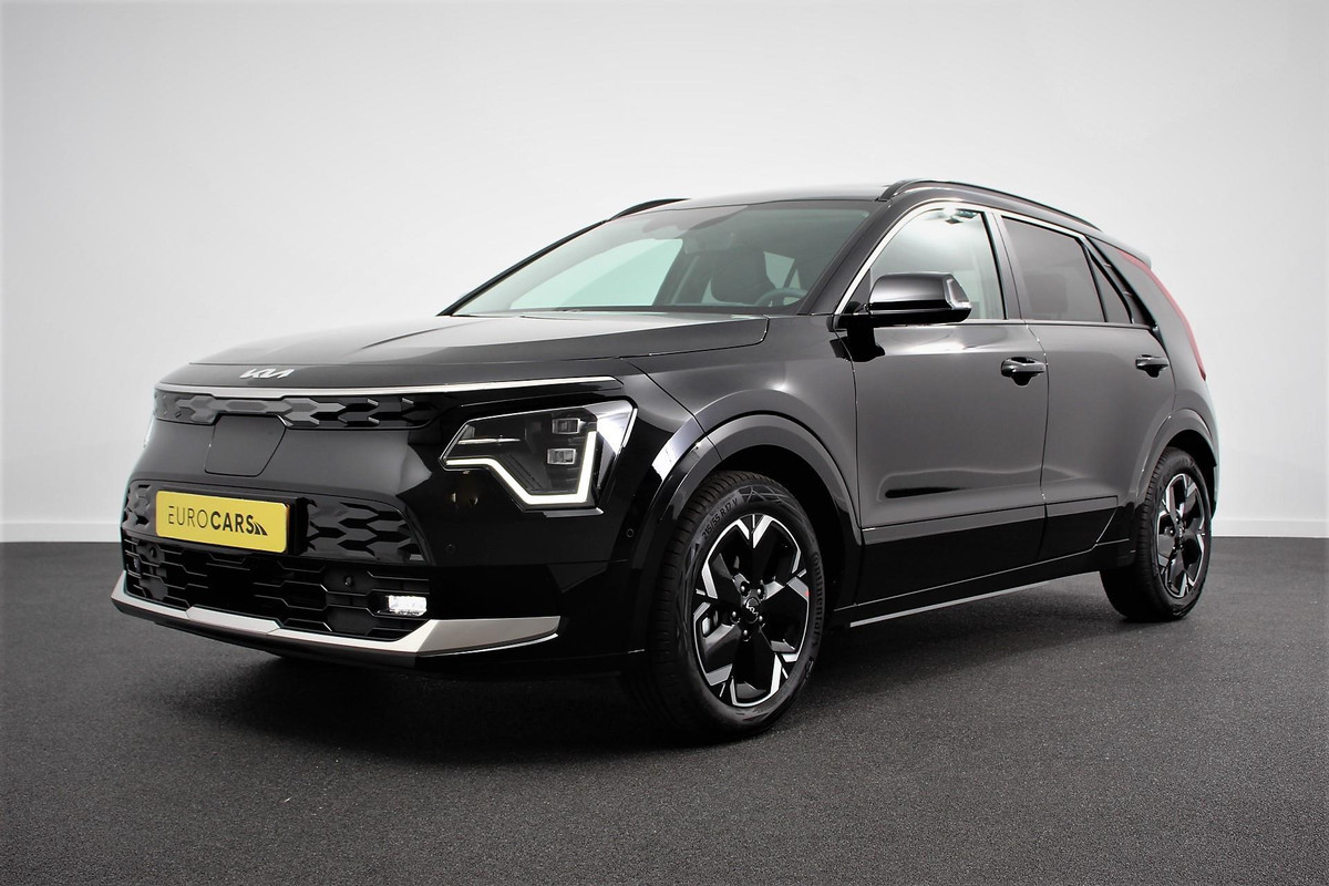 Kia Niro EV DynamicPlusLine 64.8 kWh DEMO! Navigatie Half Leder Schuif-kantel dak Electrisch bedienbare achterklep Camera