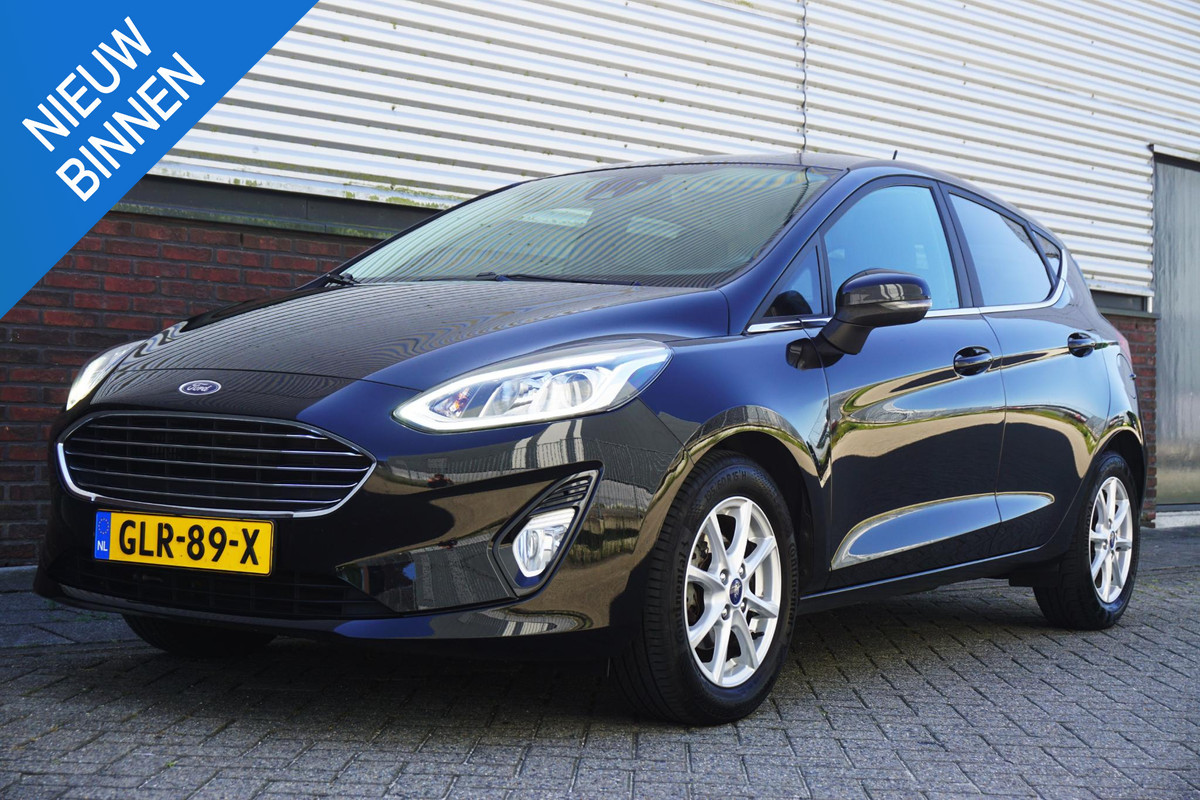 Ford Fiesta 1.0 EcoB.95PK Titanium X/Navigatie/Apple CarPlay/ Winterpakket/Dealeronderhouden