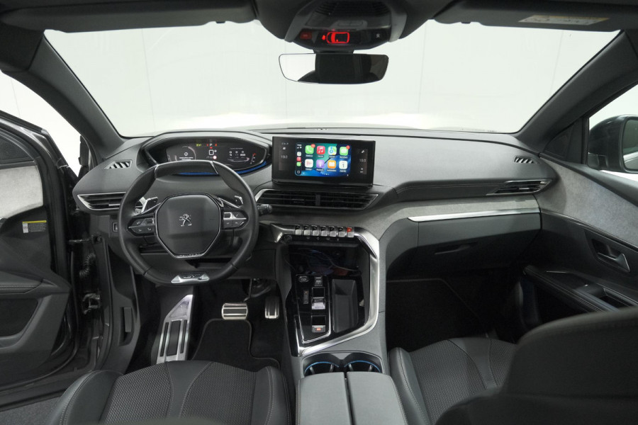 Peugeot 5008 PureTech 130 EAT8 GT | 7 Zitplaatsen | Schuif-/Kanteldak | Camera | Adaptieve Cruise Control