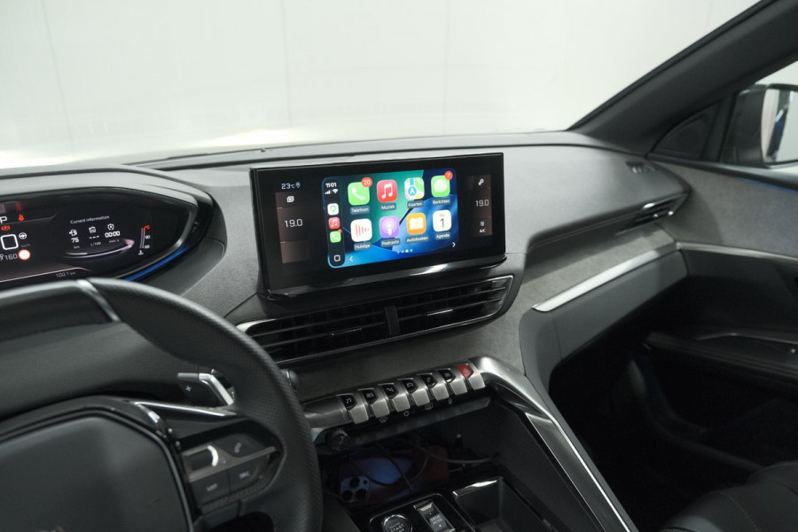 Peugeot 5008 PureTech 130 EAT8 GT | 7 Zitplaatsen | Schuif-/Kanteldak | Camera | Adaptieve Cruise Control