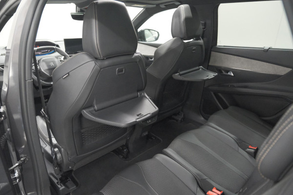 Peugeot 5008 PureTech 130 EAT8 GT | 7 Zitplaatsen | Schuif-/Kanteldak | Camera | Adaptieve Cruise Control