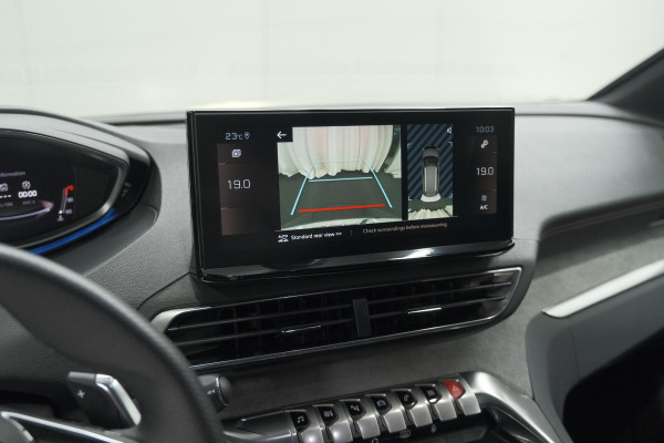 Peugeot 5008 PureTech 130 EAT8 GT | 7 Zitplaatsen | Schuif-/Kanteldak | Camera | Adaptieve Cruise Control