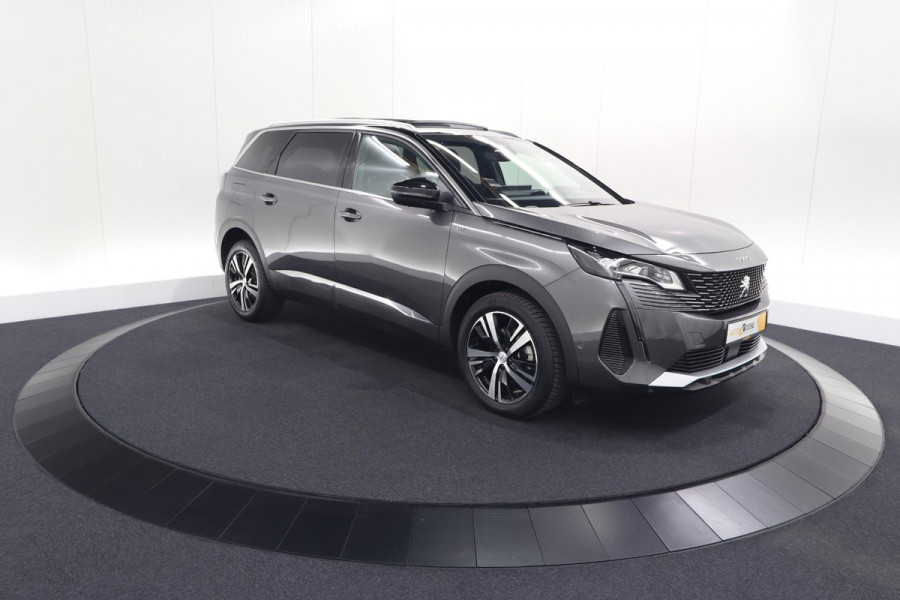 Peugeot 5008 PureTech 130 EAT8 GT | 7 Zitplaatsen | Schuif-/Kanteldak | Camera | Adaptieve Cruise Control