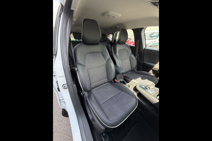 Renault Captur 160pk E-Tech Plug-in Hybrid Intens (Camera - LED - Keyless Entry - 17"incl 4S - Parkeersensoren V+A - Navigatie - Automatische A