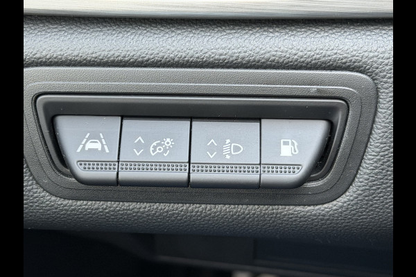 Renault Captur 160pk E-Tech Plug-in Hybrid Intens (Camera - LED - Keyless Entry - 17"incl 4S - Parkeersensoren V+A - Navigatie - Automatische A