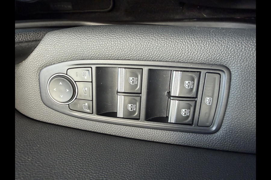 Renault Captur 160pk E-Tech Plug-in Hybrid Intens (Camera - LED - Keyless Entry - 17"incl 4S - Parkeersensoren V+A - Navigatie - Automatische A