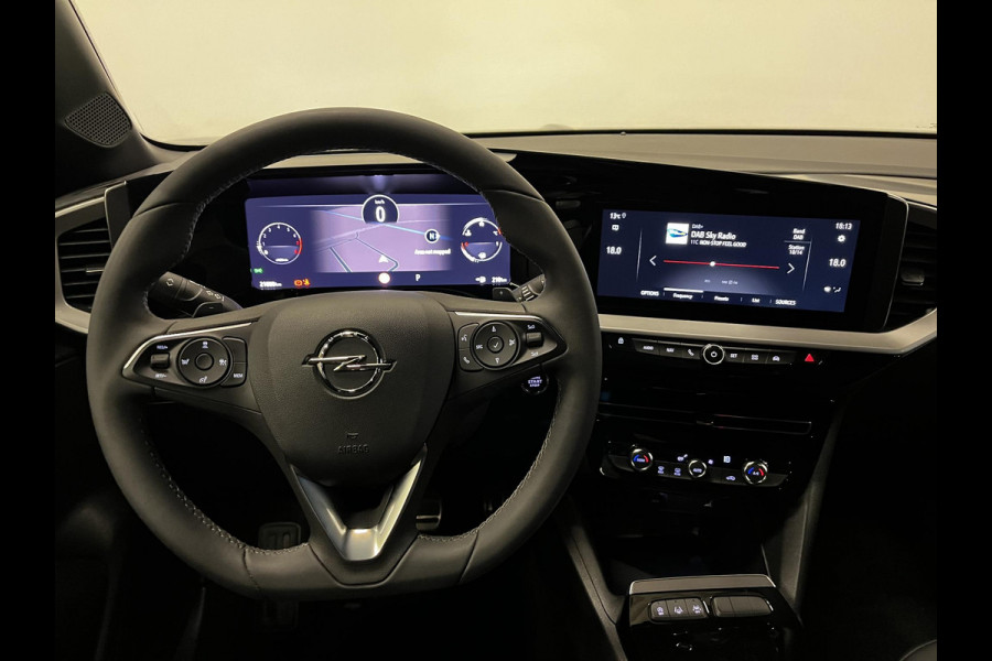 Opel Mokka 1.2 Turbo Automaat Hybrid Ultimate Climate Control Apple Carplay/Android Auto  Navigatie Full LED Leder/Alcantara Virtual cockpit PDC VA + Camera 18" LM Velgen Adaptive Cruise Control