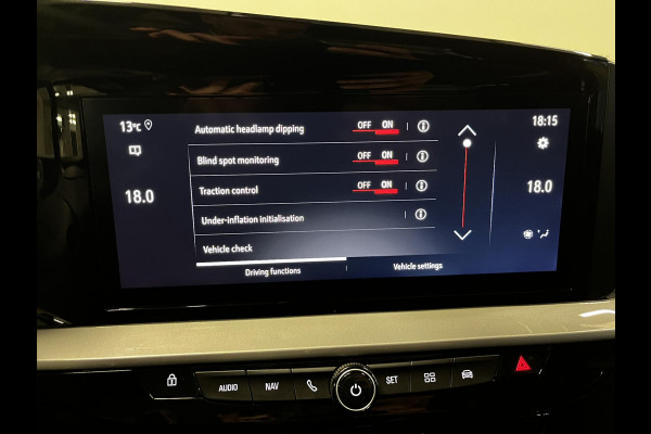Opel Mokka 1.2 Turbo Automaat Hybrid Ultimate Climate Control Apple Carplay/Android Auto  Navigatie Full LED Leder/Alcantara Virtual cockpit PDC VA + Camera 18" LM Velgen Adaptive Cruise Control