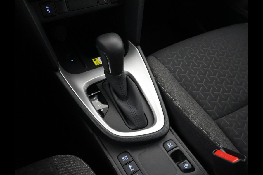 Toyota Yaris Cross 1.5 Hybrid 115 Dynamic Luxury Bi-Tone | Stuur- & Stoelverwarming | Apple Carplay & AndroidAUTO | Camera |