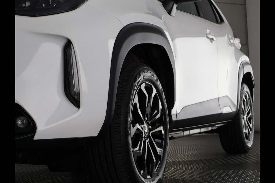 Toyota Yaris Cross 1.5 Hybrid 115 Dynamic Luxury Bi-Tone | Stuur- & Stoelverwarming | Apple Carplay & AndroidAUTO | Camera |